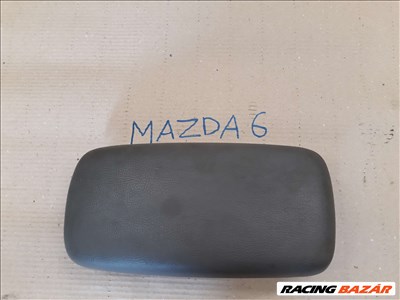 Mazda 6 könyöklő