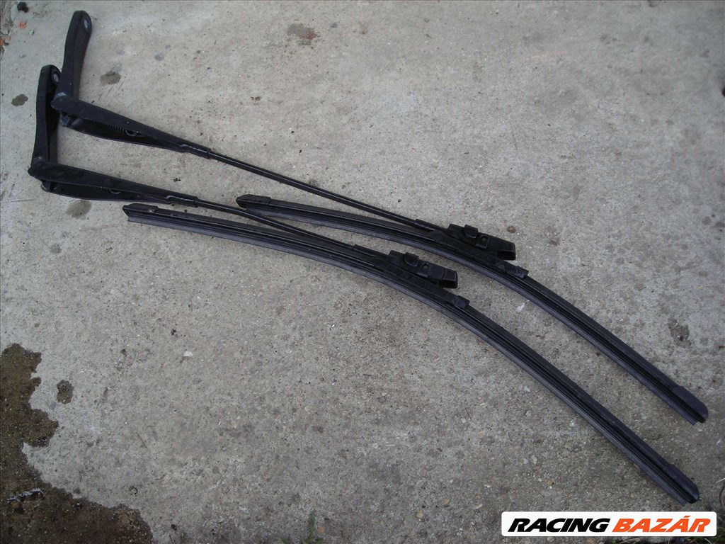 Opel Astra H Ablaktörlő motor első hátsó, Ablakmosó motor 4. kép