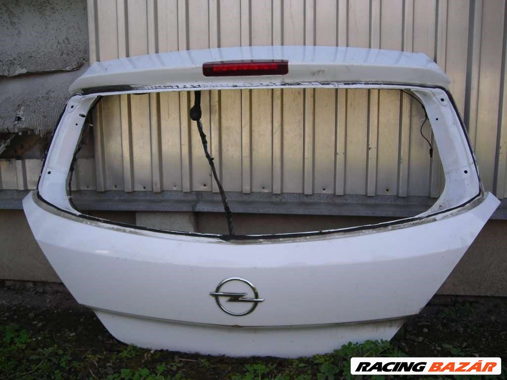 Opel Astra H Csomagtér ajtó, Jobb első ajtó, Bal hátsó ajtó (limusin) 1. kép