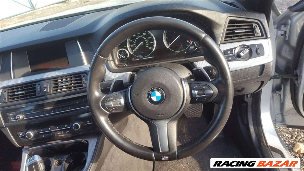 BMW 520 (F10/F11) bontott alkatrészei 16. kép