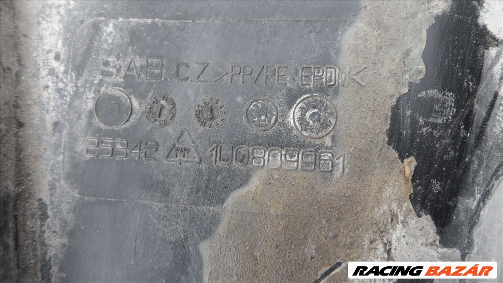 Skoda Octavia gyári bontott bal első kerékjárati dobbetét  1u0809961b 2. kép