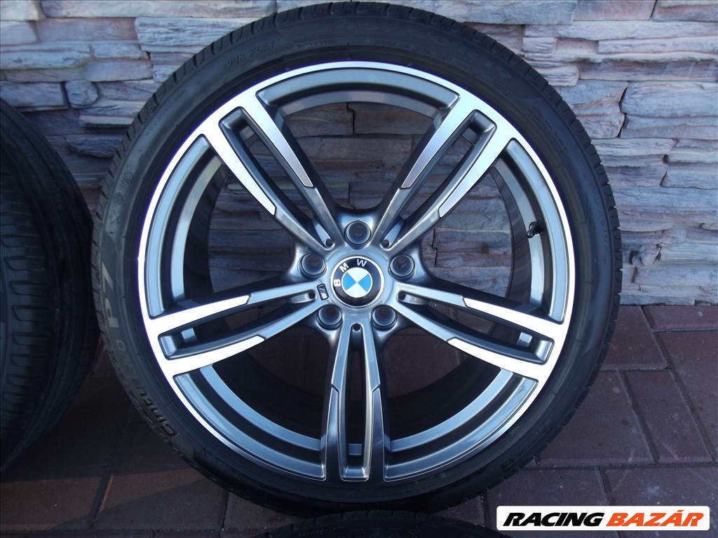 BMW M4 Alufelni F10-11 Pirelli ujszerű gumikkal 1. kép