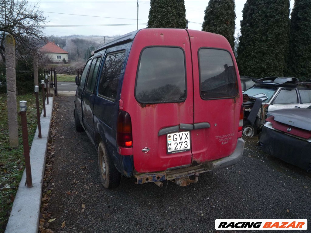 Nissan Vanette bontott alkatrészei 2. kép