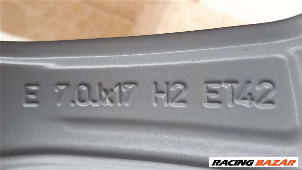 Gyári,Audi A4 B9  S-Line 17" alufelni  17. kép