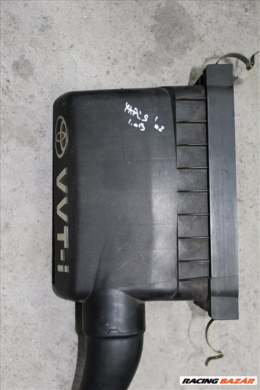 Toyota Yaris (1st gen) 1.0 levegőszűrőház  2. kép