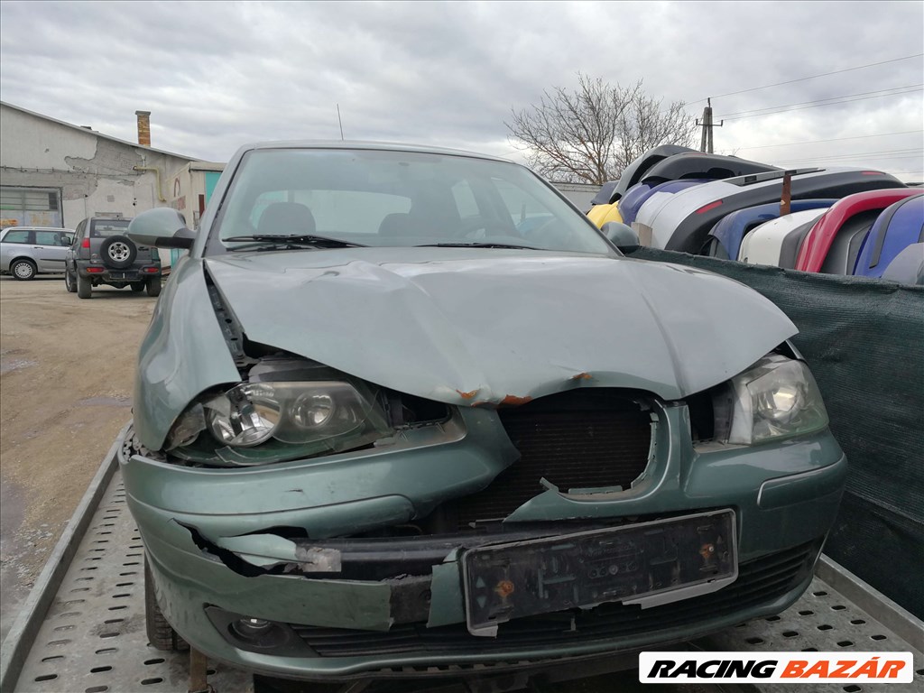 Seat Ibiza 6L karosszéria elemek LS6M színben eladók 1. kép