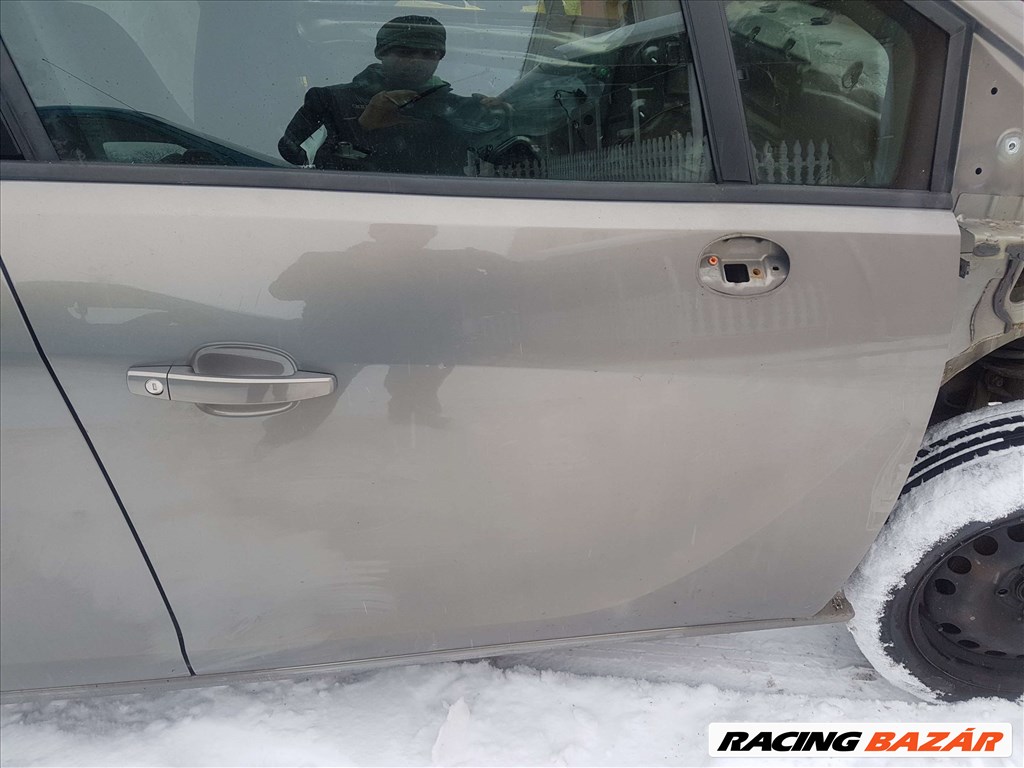 Opel Meriva B jobb első ajtó 1. kép