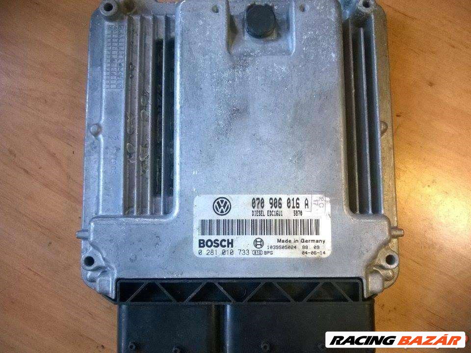 Volkswagen Transporter T5 ECU motorvezérlő  070906016A 1. kép