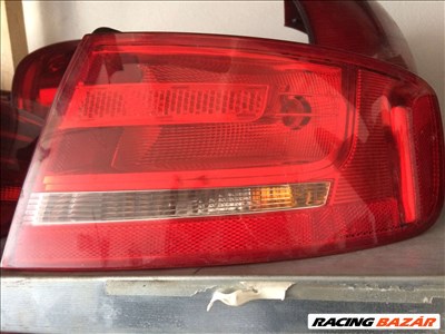 Audi A4 (B8 - 8K) B8 - 8K AUDI A4 B8 LÁMPA