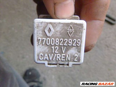 RENAULT LAGUNA 1 ,,CLIO,,MEGANE,,SCENIC FEHÉR RELÉ 7700822929