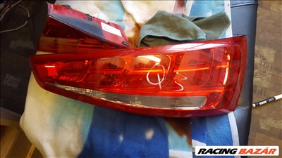 Audi Q3 (8U) Hátsó lámpa