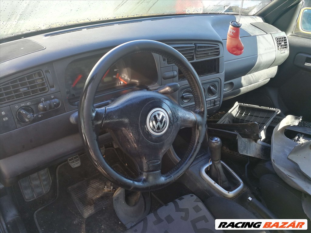 Volkswagen Golf Cabrio 1.6i 5 sebességes kézi váltó DGG kóddal, 178.000Km-el eladó 2. kép