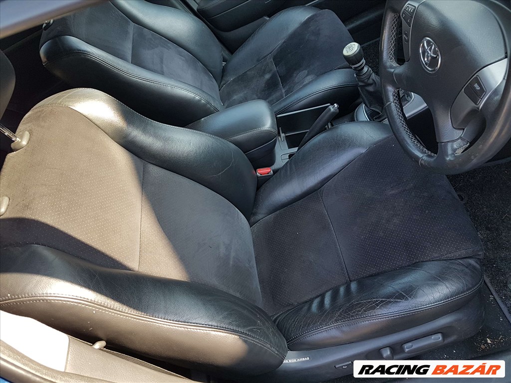 Toyota Avensis T25 kombi elektromos bőr ülés garnitúra 6. kép