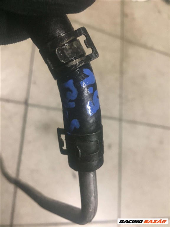 1,9 PD TDI BLS GÁZOLAJCSŐ  2. kép