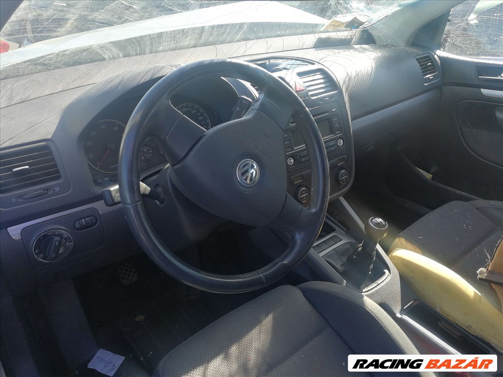 Volkswagen Golf V Vw Golf 5, 3 ajtós beltéri elemek eladók 2. kép
