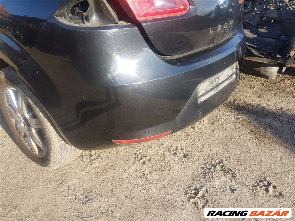 Seat Leon radaros hátsó lökhárító 2. kép