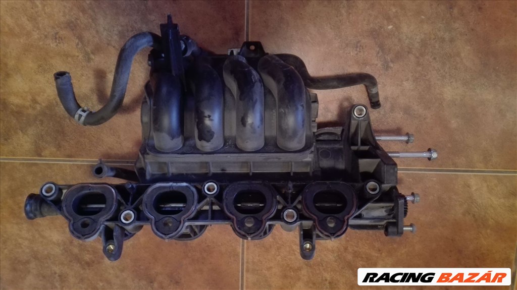 Mazda 3 Bk 1.4 benzin szívósor  4. kép
