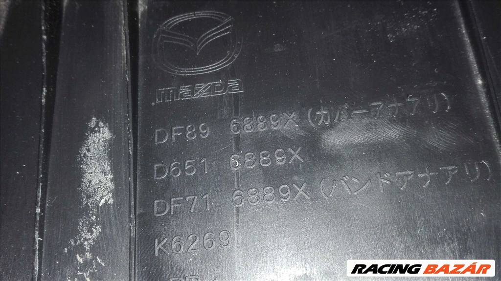 Mazda 2 B oszlop belső borítás,hátfal borítás,küszöb belső borítás. 7. kép