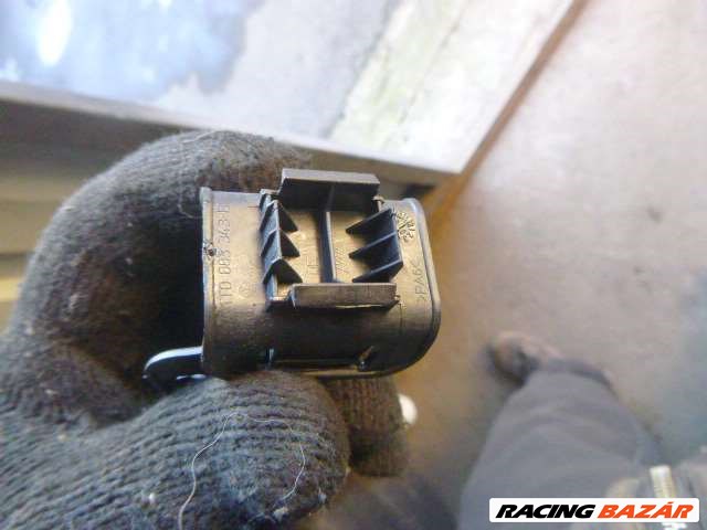 Volkswagen Touran I 1.9 TDI BELSŐ PATENT  1T0883343B 2. kép