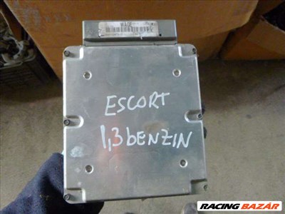 FORD ESCORT 1,3 BENZIN MOTORVEZÉRLŐ  WAGE  95AB-12A650-YC 95ab12a650yc