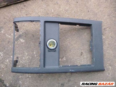 VW TOURAN 2007  könyöklő burkolat , KÖNYÖKLŐRE TAKARÓ KERET HÁTSÓ SZIVARGYÚJTÓVAL 1t0863289e