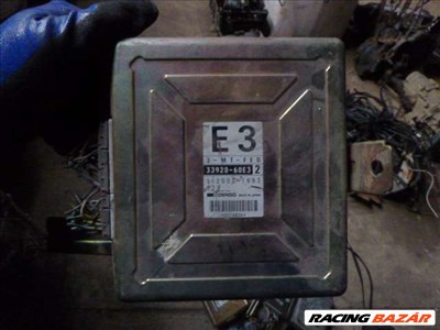 SUZUKI SWIFT 1996    1.0 MOTORVEZÉRLŐ  CSATLAKOZÓVAL E3   3392060E3