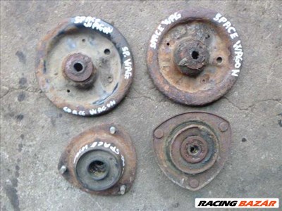 MITSUBISHI SPACE WAGON 1997  ELSŐ FELSŐ RUGÓTÁNYÉR