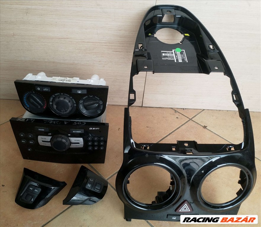 Opel Corsa D lakk fekete Cd30 Mp3 szettben 1. kép