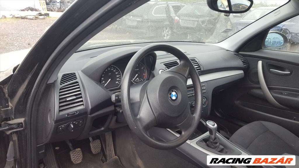 BMW E87 118D LCI facelift bontott alkatrészei 8. kép