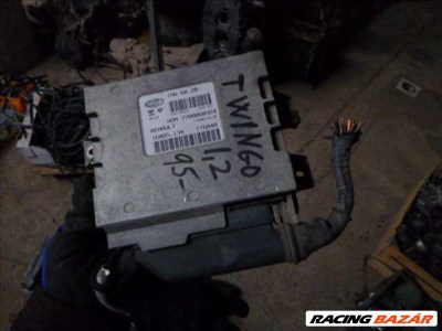 RENAULT TWINGO 96 1,2  MOTORVEZÉRLŐ CSATLAKOZÓVAL HOM 7700860324