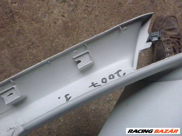 VW TOURAN 2007 A--OSZLOP   KÁRPIT 14. kép