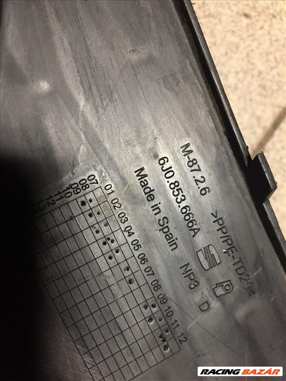 Seat IBIZA 6J JOBB első ködlámpa takaró rács  2. kép