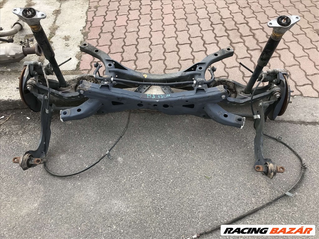Mazda 3 Komplett hátsó híd  2. kép