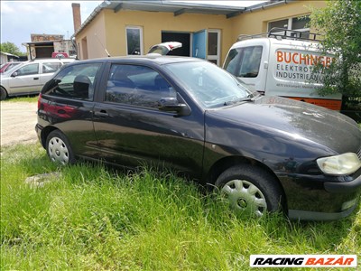 Seat Ibiza 6k2 3 ajtós karosszéria elemek, LC9Z színben, 15.000Ft-tól eladók