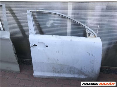 Kia Sportage (SL) 10-15 jobb első ajtó 