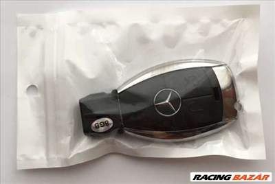 Mercedes -es 8GB USB stick - pendrive