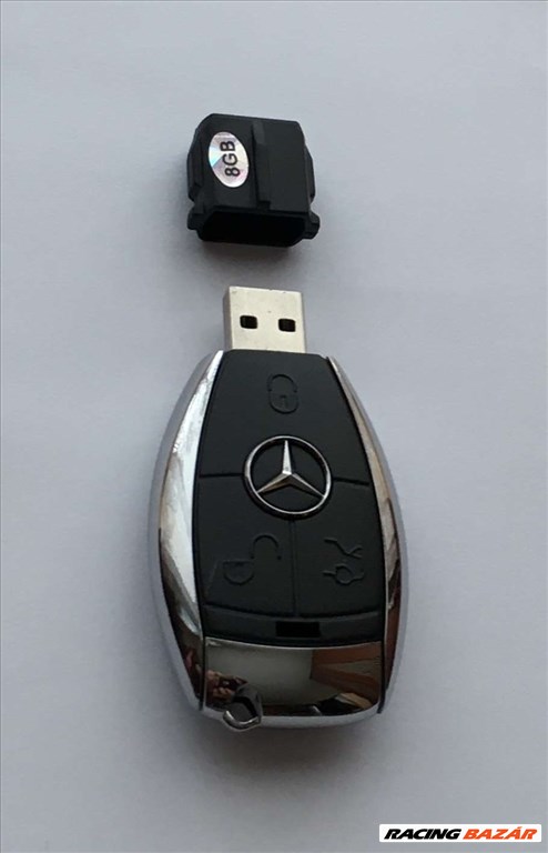 Mercedes -es 8GB USB stick - pendrive 2. kép