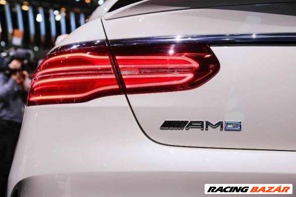 Mercedes -hez AMG felirat, jelzés 3. kép