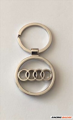 Audi -s kulcstartó