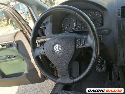 Volkswagen  Touran 2.0Tdi(BKD) dsg(HLG)highline alkatrészenként eladó LD7X színben 17. kép