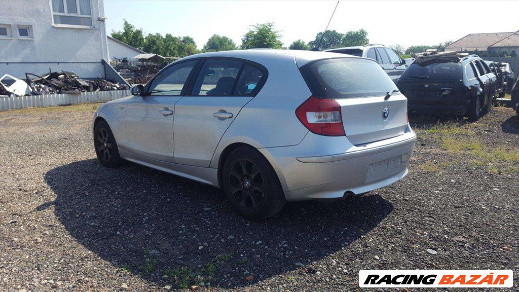 BMW 116I E87 bontott alkatrészei 27. kép