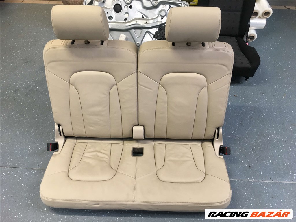 Audi Q7 hátsó ülés sor (7 személyes) 4L 1. kép