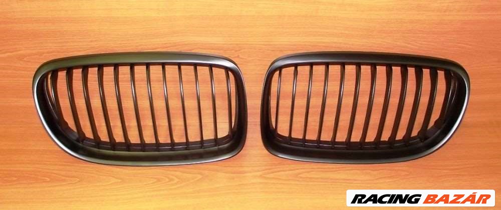 BMW E90 LCI mattfekete grill.  1. kép
