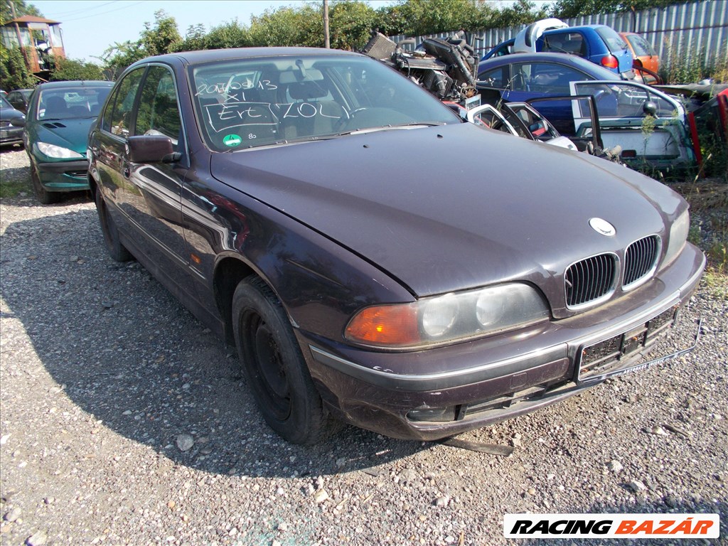 BMW 520 (E39) bontott alkatrészei 1. kép