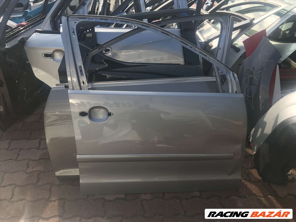 Volkswagen Polo IV Jobb első ajtó  2. kép