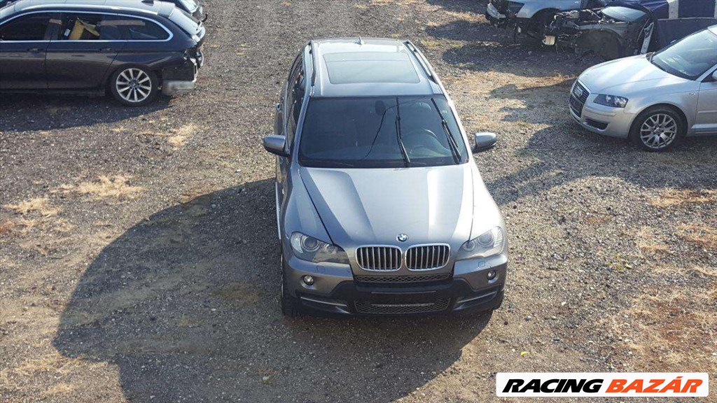 BMW X5 (E70) bontott alkatrészei 1. kép