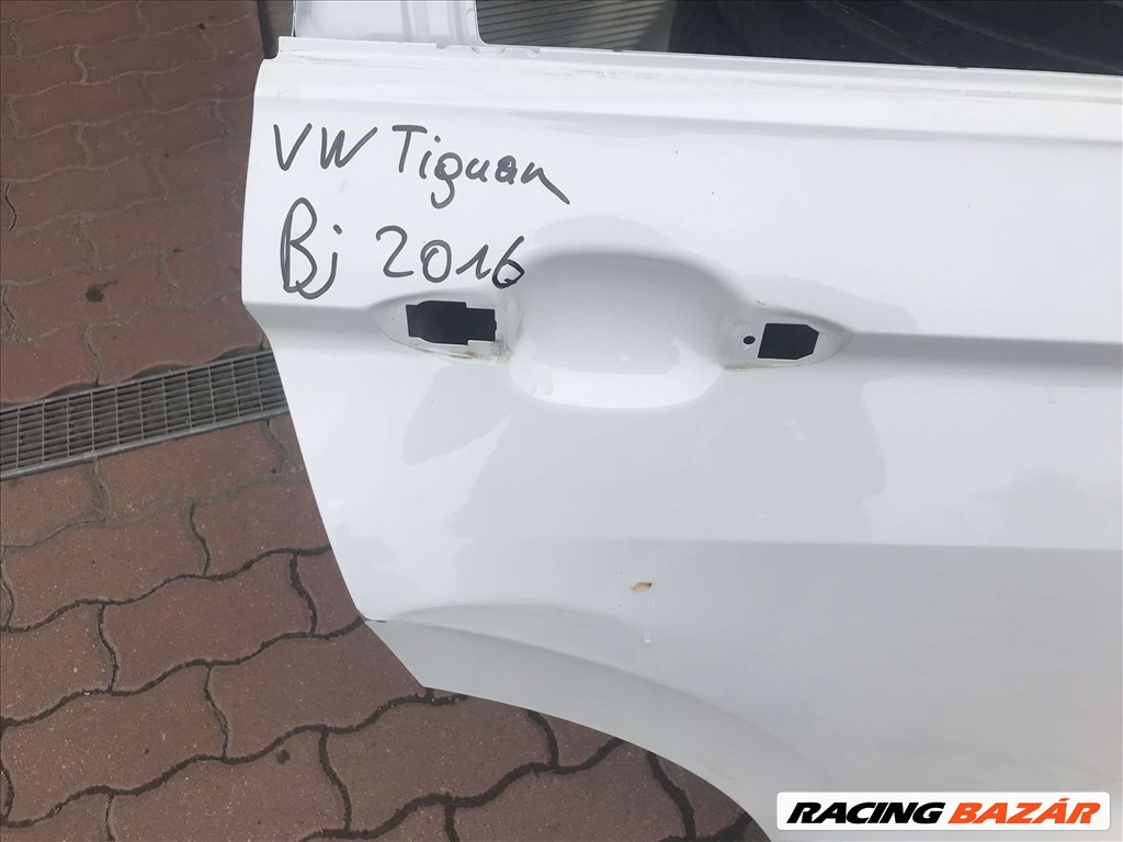 Volkswagen Tiguan VW Tiguan 15-től jobb hátsó ajtó  2. kép