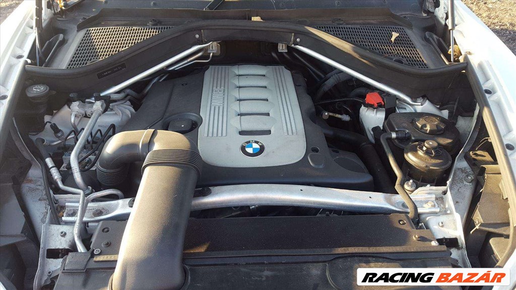 BMW X5 (E70) bontott alkatrészei 5. kép