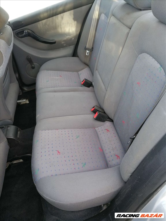 Seat Toledo karosszéria elemek 25.000Ft-tól eladók LS7N színben 9. kép