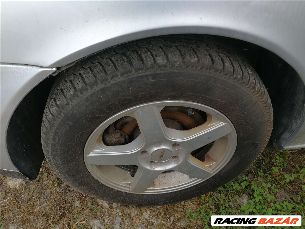 Seat Toledo bontott alkatrészei 15. kép